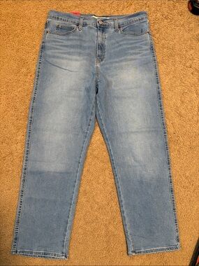 NWT Levi jeans heritage high rise straight. 14